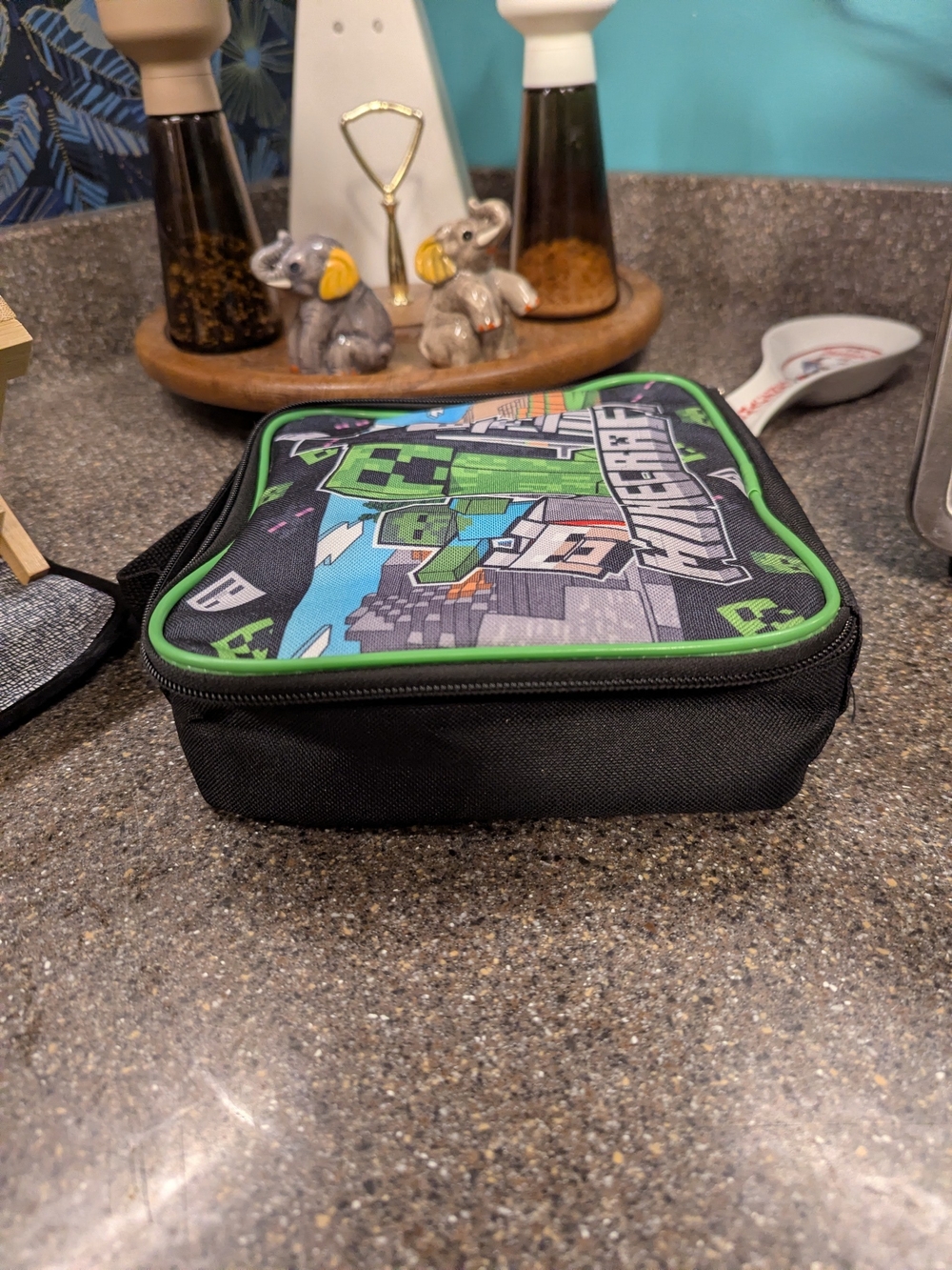 Mine Craft Theme Insulated Lunch Tote - Picture 11 of 12